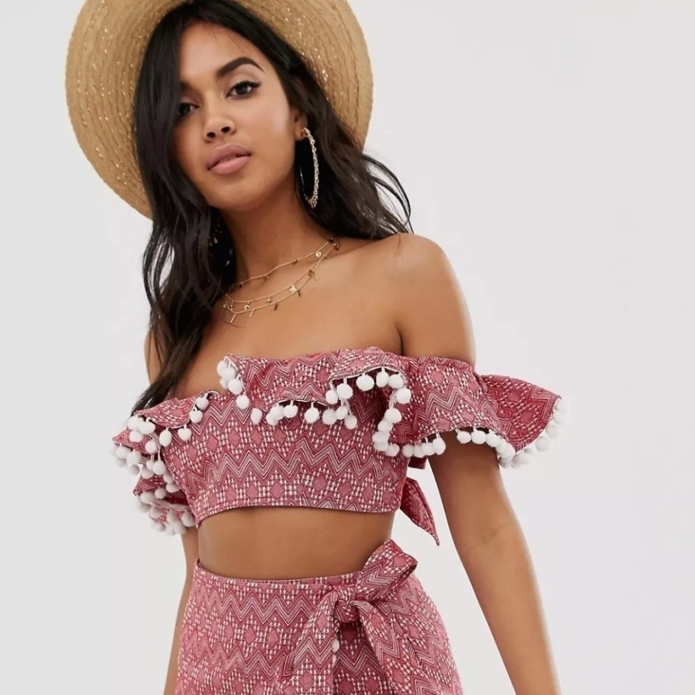 ASOS DESIGN jacquard pom pom frill beach red and white top size 2